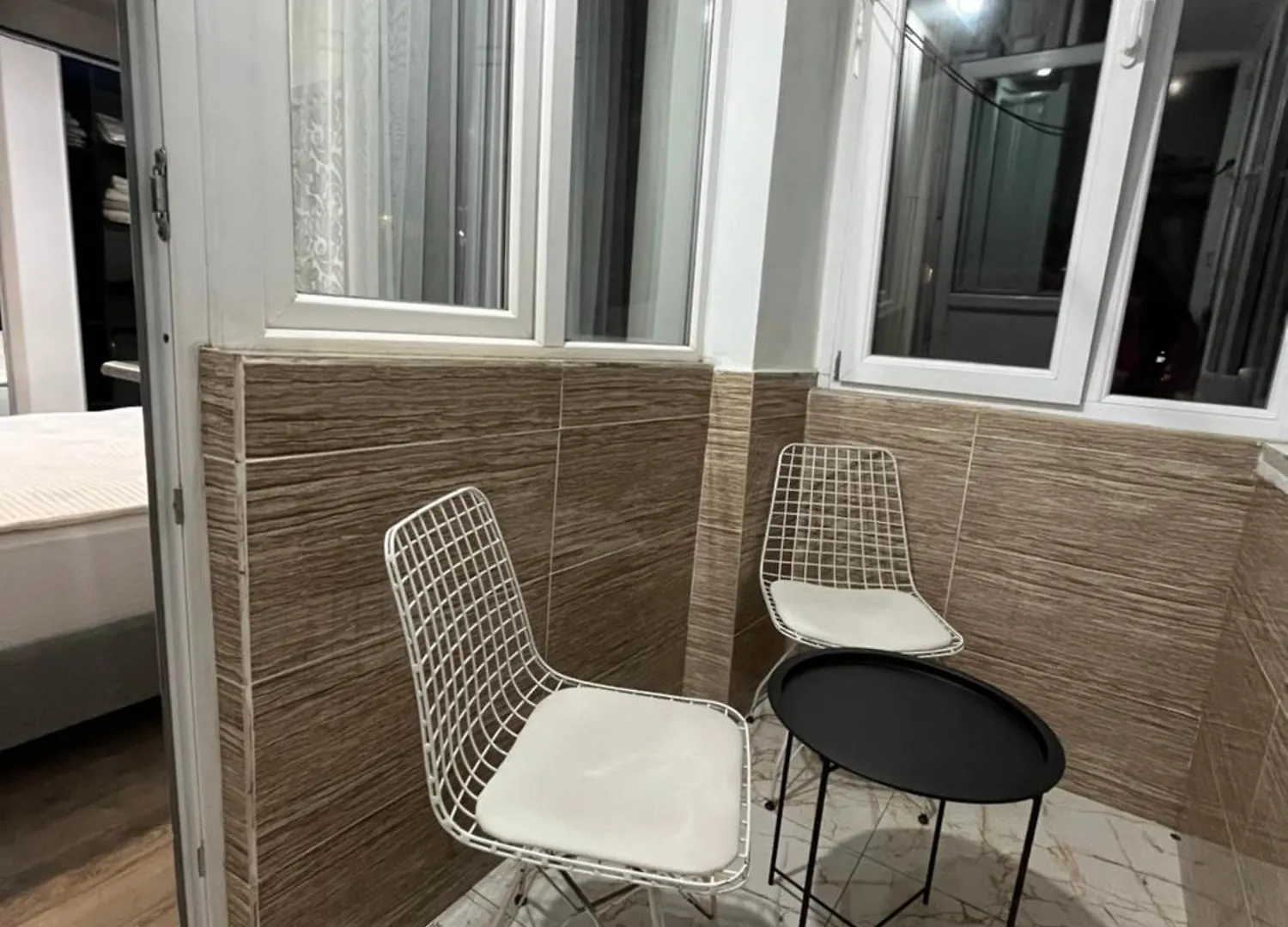 Cozy Apartment バトゥーミ